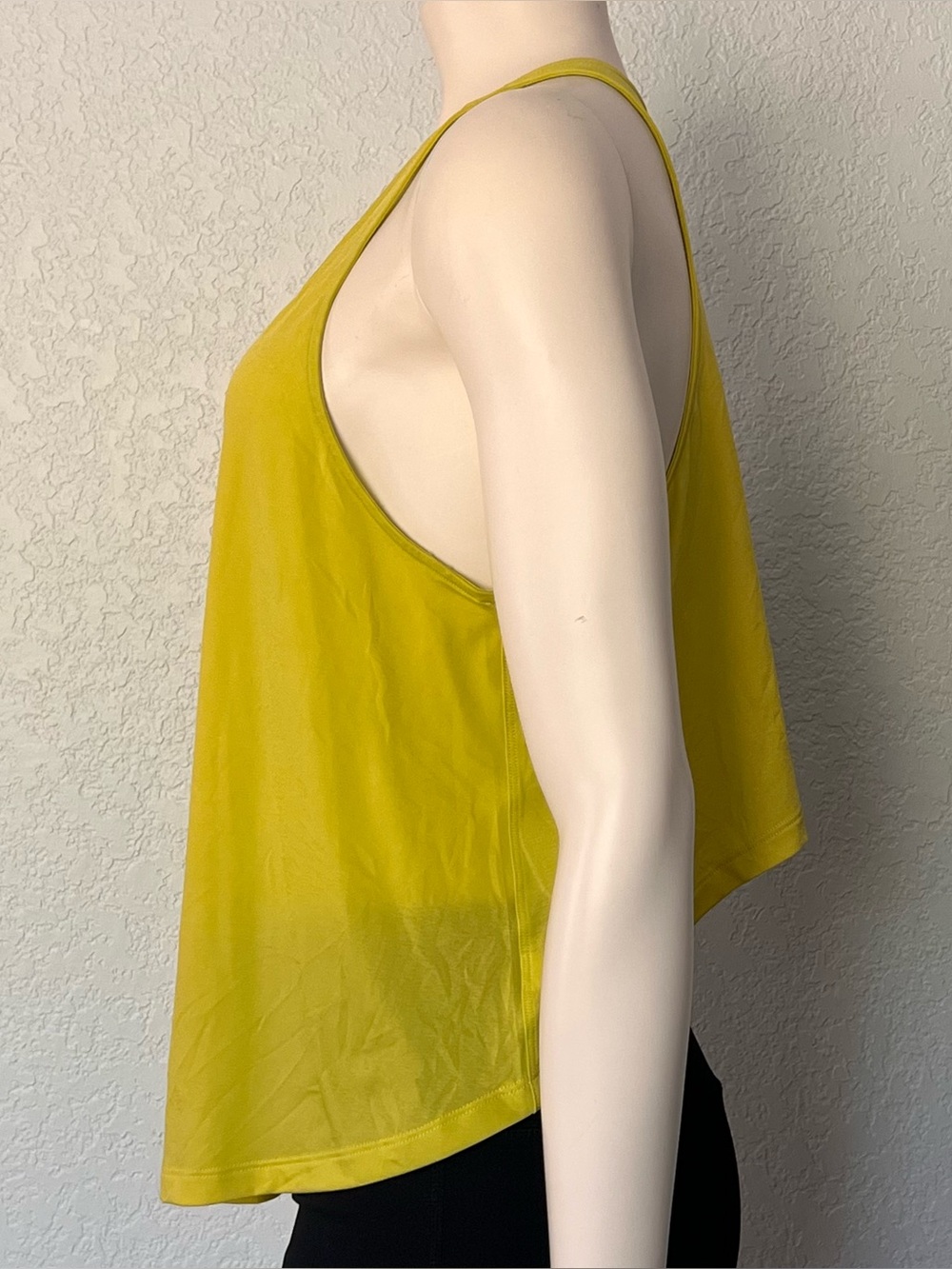 Lululemon Lightweight Training Racerback Tank Gym Workout Yoga Womens Size 6